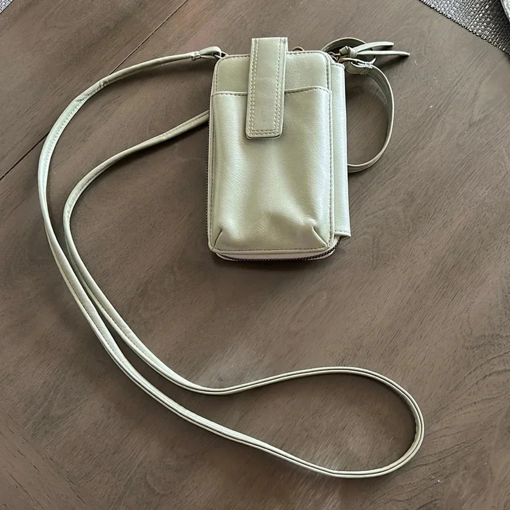😍Seafoam green crossbody bag 😍